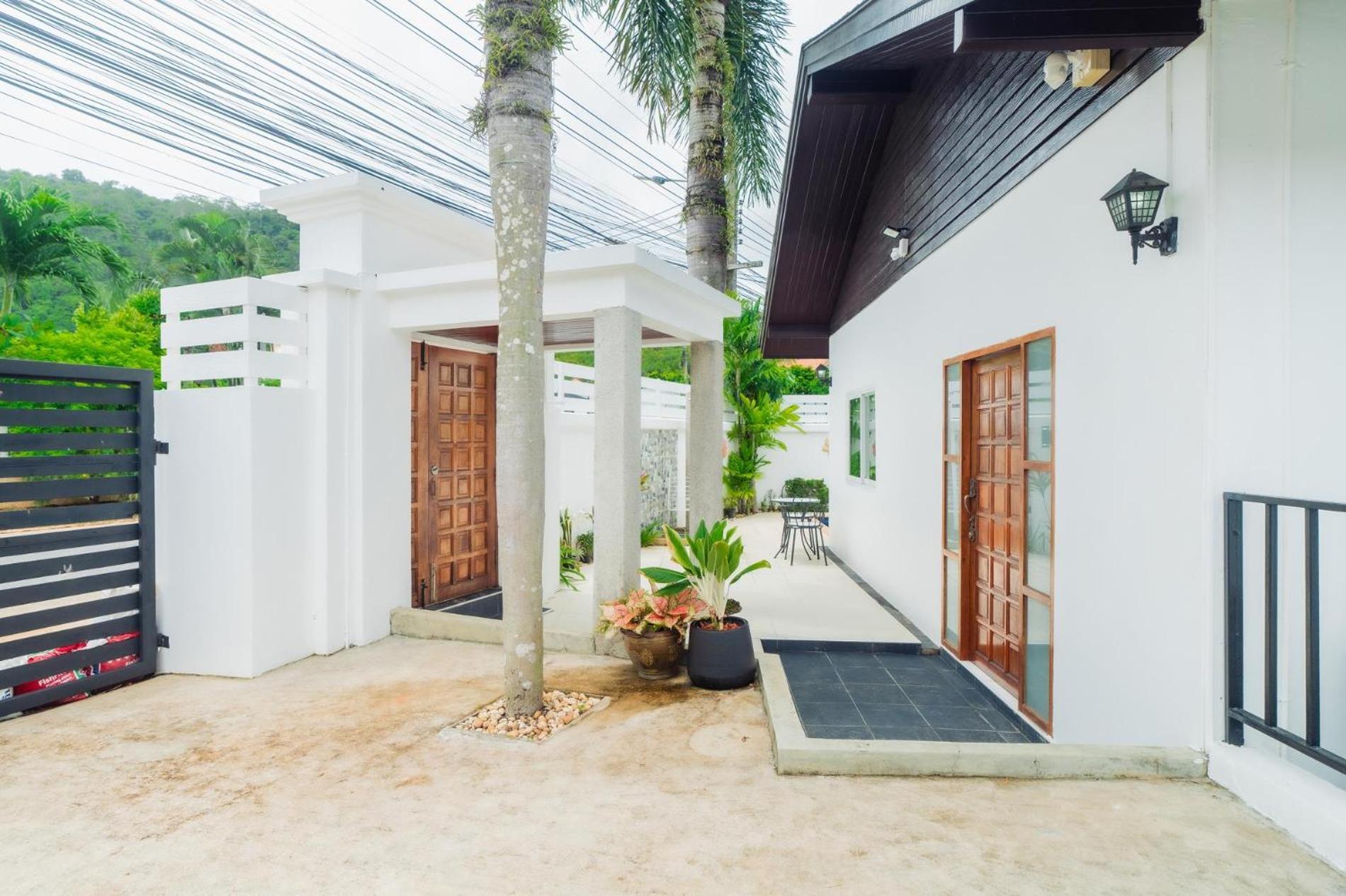 Jasmine Pool Villa In Nai Harn Rawai Exteriör bild